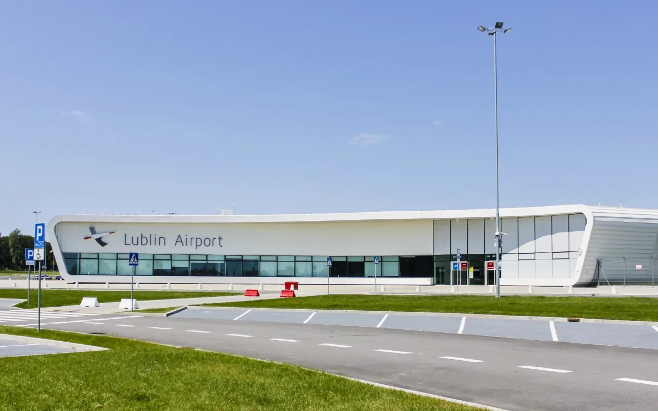 Wynajem samochodów Lublin Lotnisko