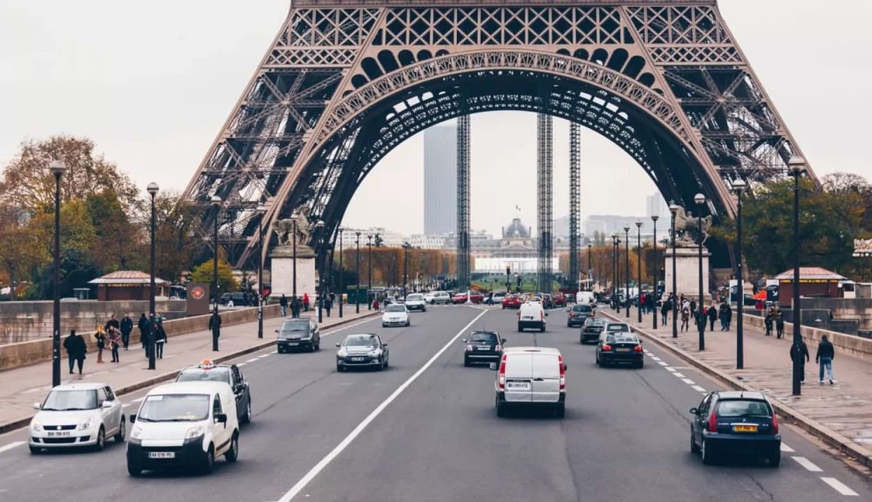 Autostrady we Francji – jakie opłaty drogowe?