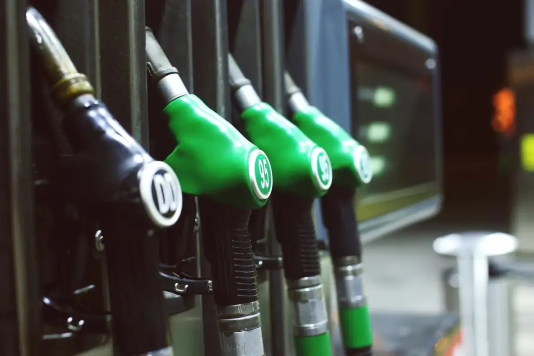 Porównanie zużycia paliwa: Benzyna, Diesel, LPG i Hybrid