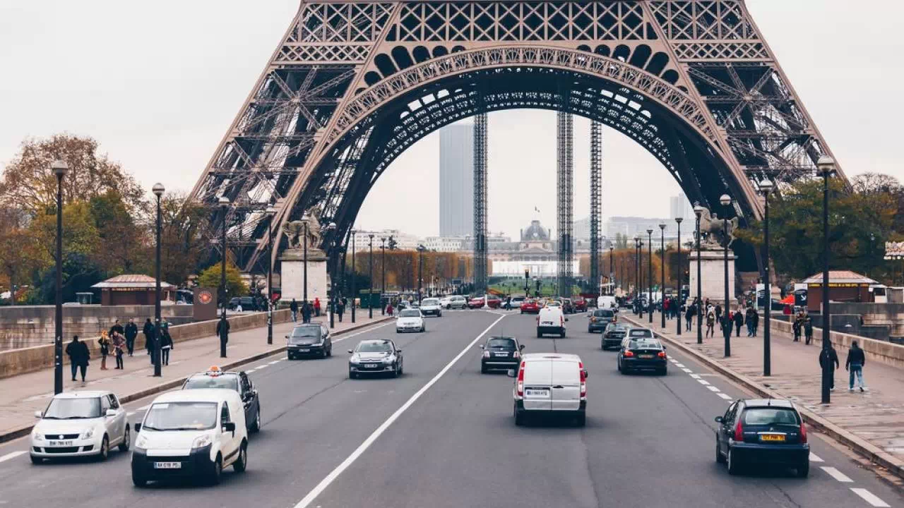 Autostrady we Francji – jakie opłaty drogowe?