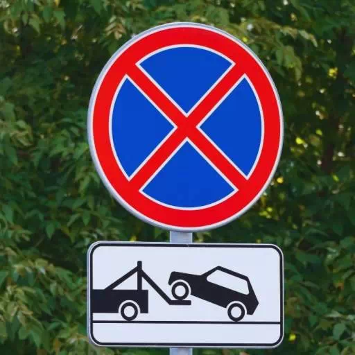 Zakaz postoju a zakaz zatrzymywania się