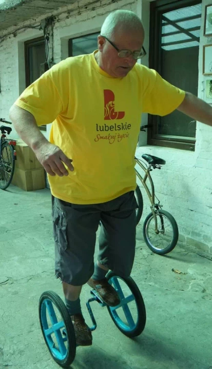 Muzeum Nietypowych Rowerów w Gołębiu