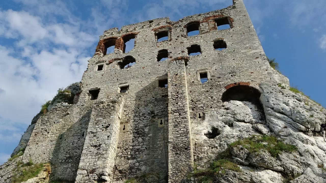 Szlak orlich gniazd samochodem - co warto zobaczyć i co zwiedzić?