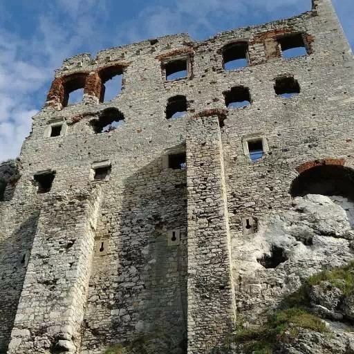 Szlak orlich gniazd samochodem - co warto zobaczyć i co zwiedzić?