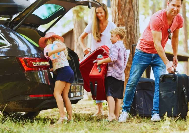 Tani samochód dla rodziny / fot. Canva.com