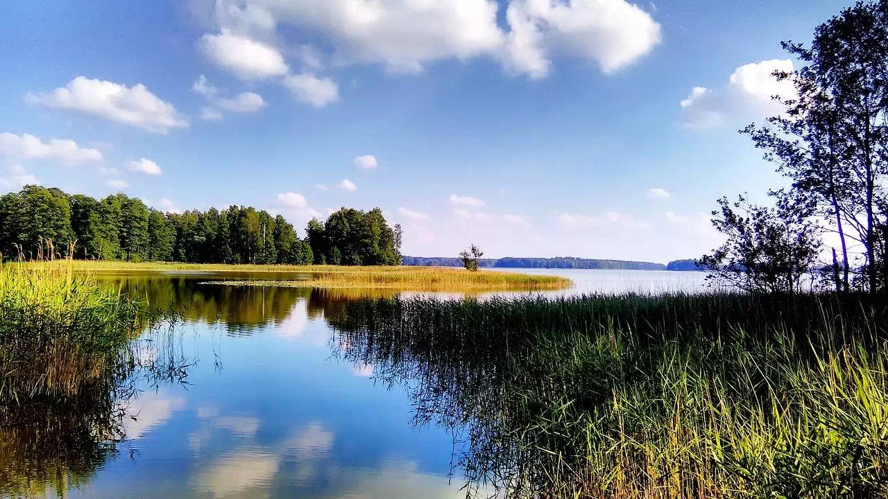 Czym na Mazury? Najlepsze auta na weekendowy wypad na Mazury