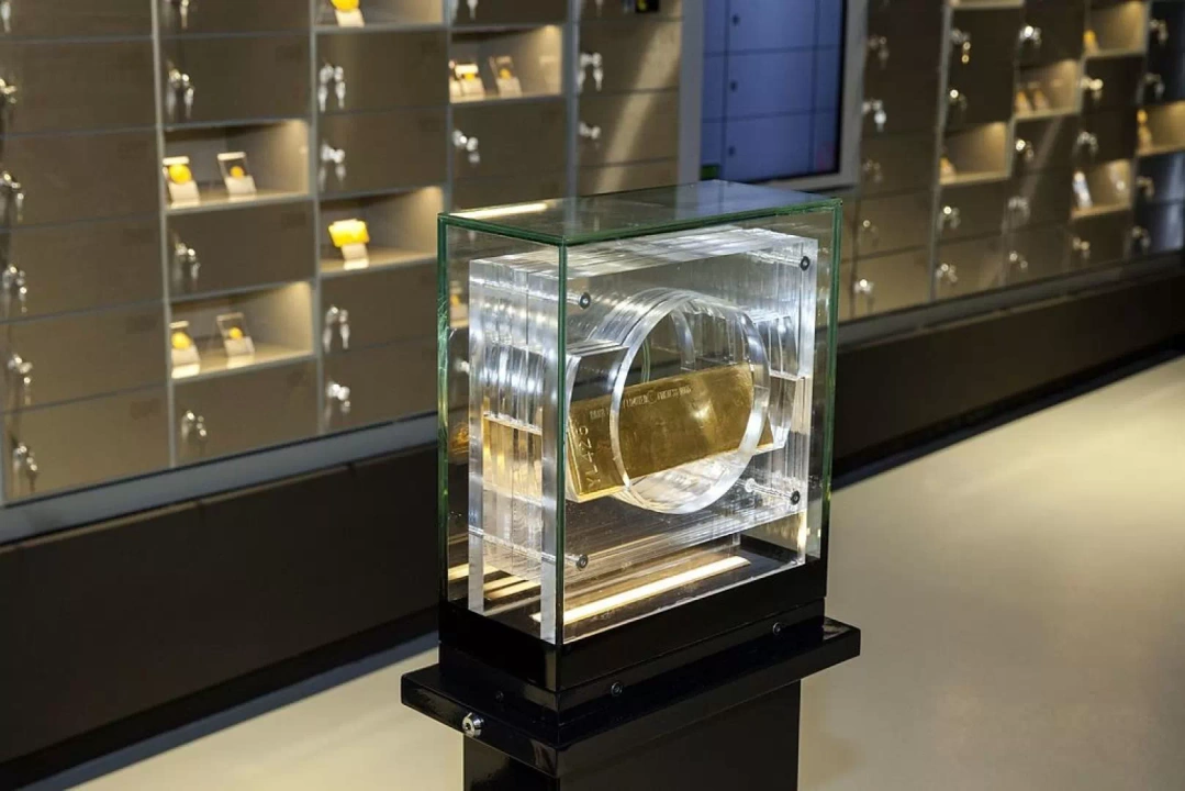 Sztabka złota w Centrum Pieniądz NBP w Warszawie