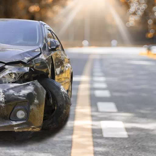 Wypadek a kolizja drogowa - jakie są różnice?